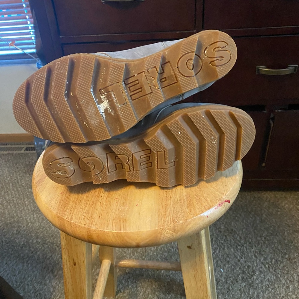 Sorel Lexi lace up wedges. Great condition!